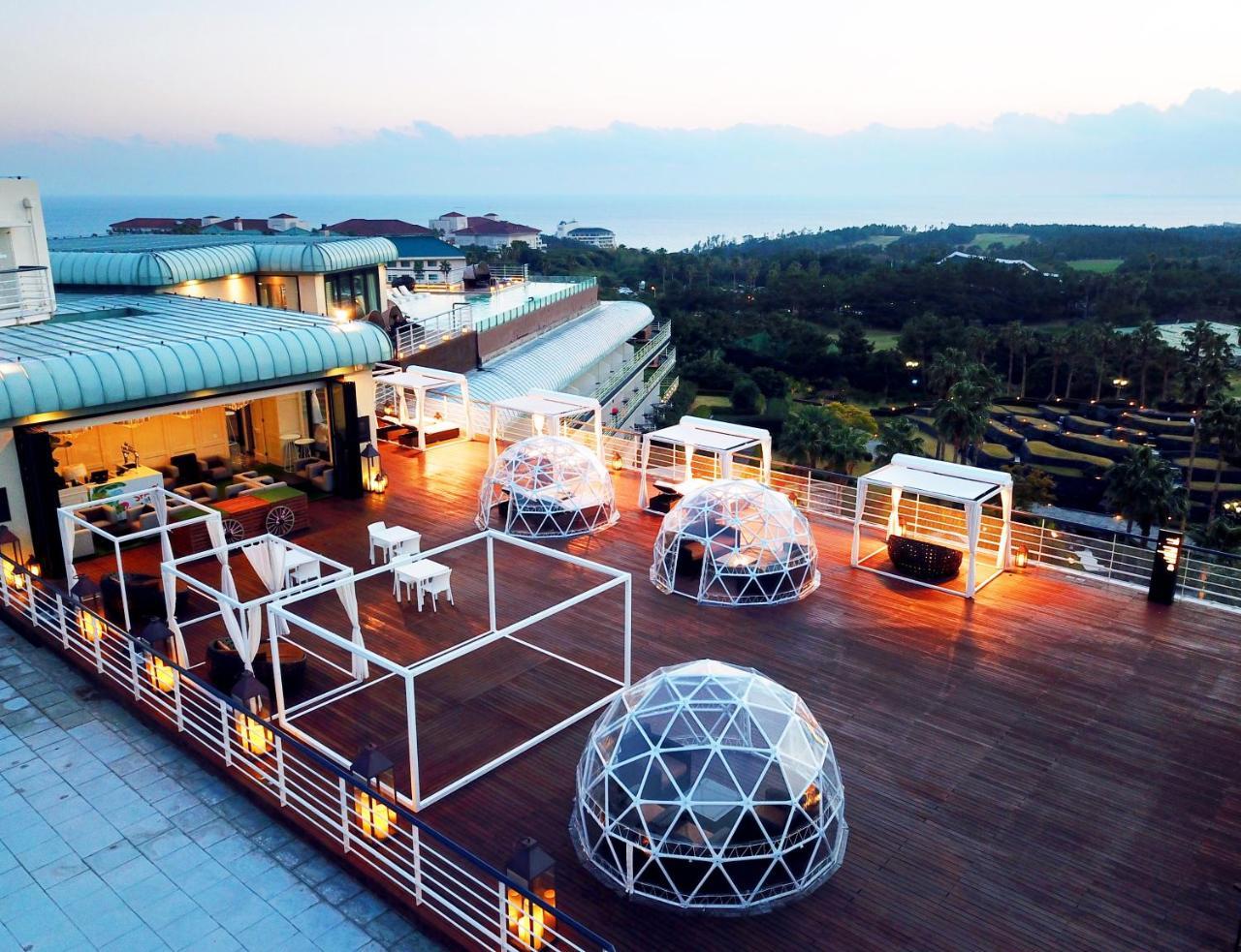 Kensington Jeju Hotel Eksteriør billede Sky Bar