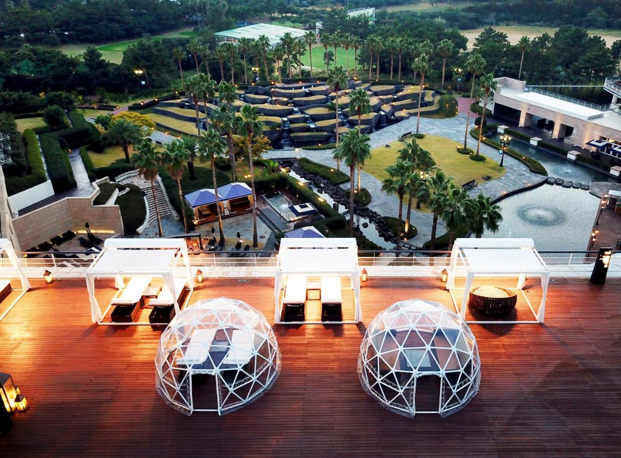 Kensington Jeju Hotel Eksteriør billede The Dome at I&Tee Country Club